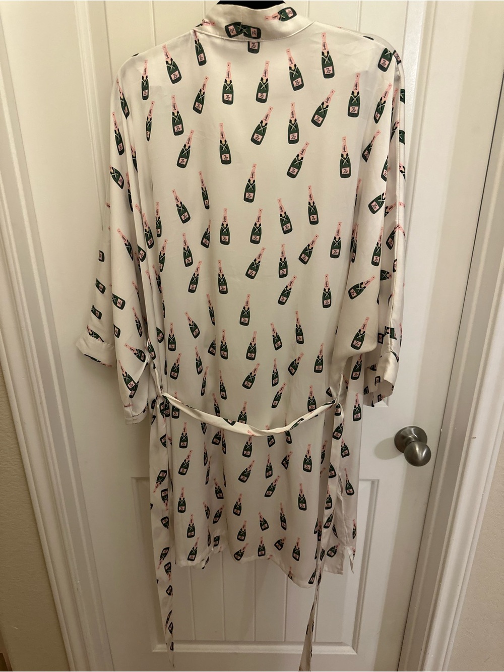 Toss Designs Champagne Print Robe - Picture 3 of 6